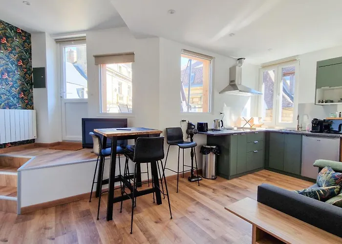 La Vue De アパート